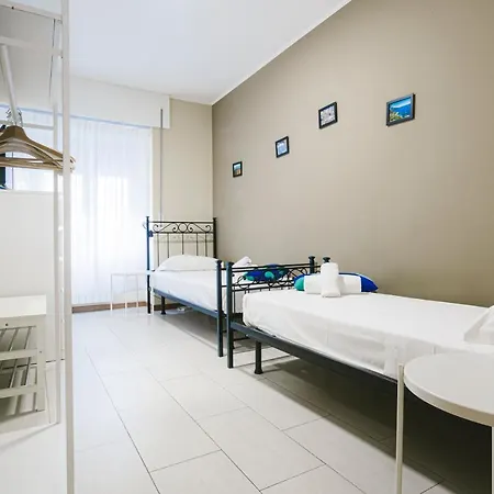 Grab A Flat In Coroneo