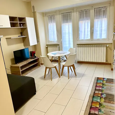 Grab A Flat In Coroneo Ξενοδοχείο με διαμερίσματα